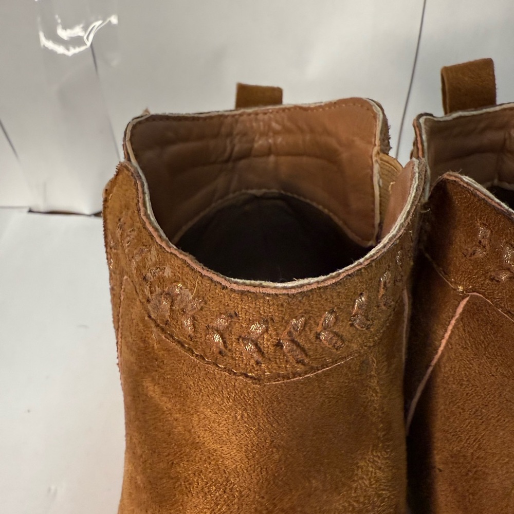 Tiara Los Angeles faux Brown Suede Ankle Boots. Floral embroidery back. Slip on - Picture 3 of 8